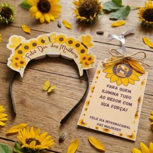 Tiara+Cartão Dia Internacional das Mulher